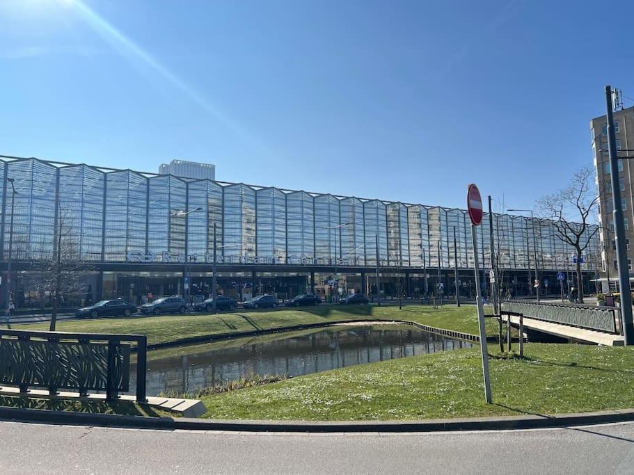 Rotterdam Inn Kültér fotó